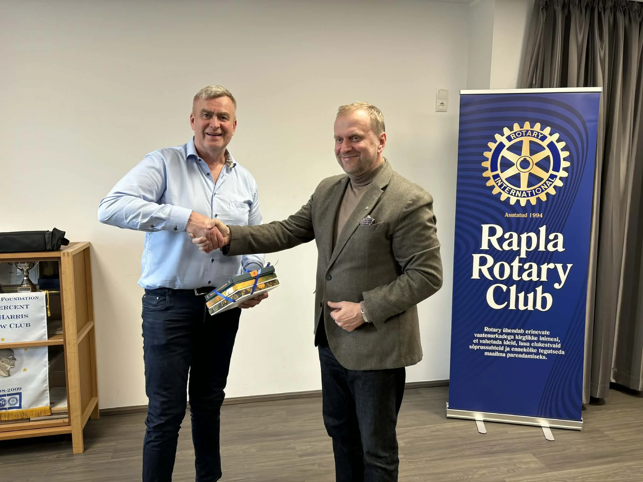 15. aprillil toimunud koosolekul oli Tõnu Rahula poolt kutsutud külaliseks A. Le Coqi müügidirektor Rando Mõrd. Rando Mõrd andis põhjaliku ülevaate ettevõtte ar